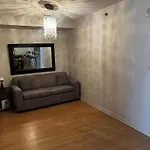 Beautiful And Cosy Downtown Condo With Free Underground Parking